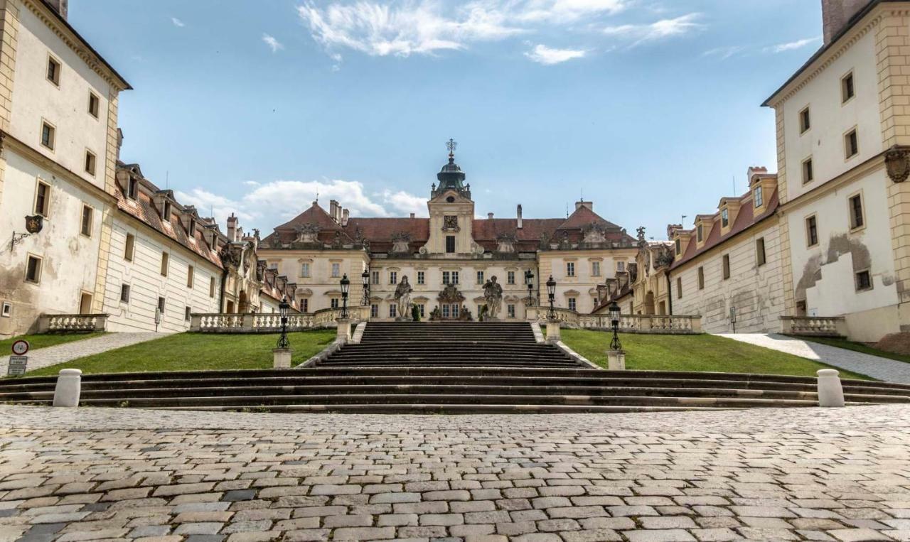 Hotel Penzion Castello Valtice Zewnętrze zdjęcie